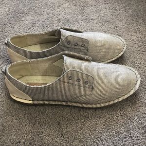 ROXY Gaby Style Striped Oxford Slip-On Size 6.5